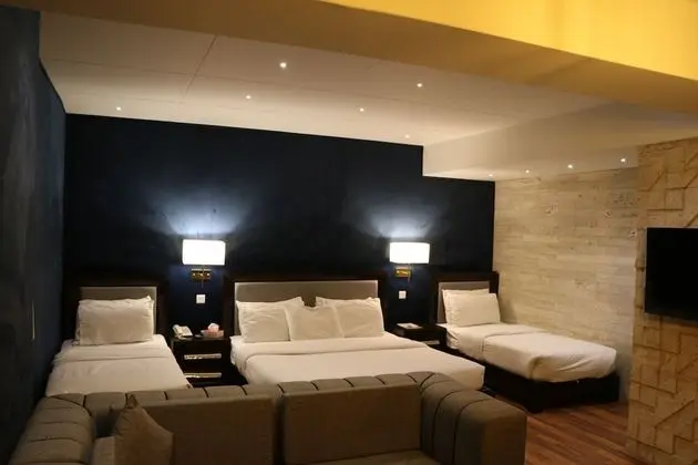 Deluxe Tek Büyük Yataklı Oda