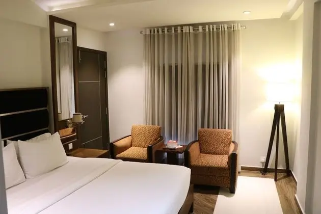 Deluxe Tek Büyük Yataklı Oda