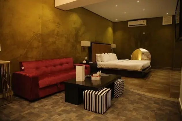 Deluxe Tek Büyük Yataklı Oda