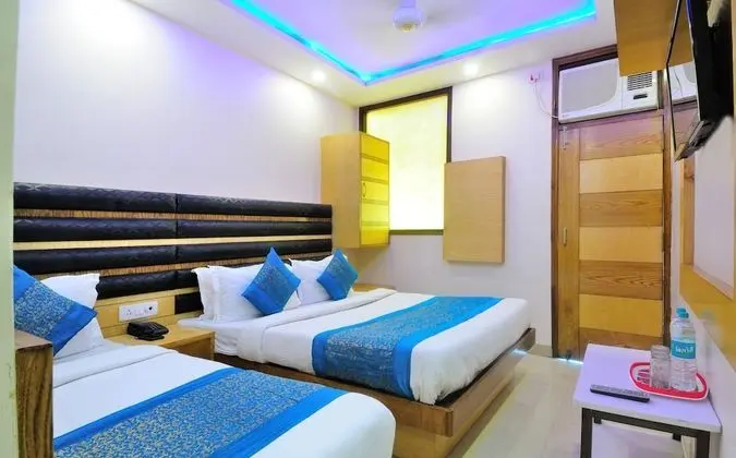Deluxe Üç Kişilik Oda