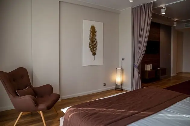 Superior Stüdyo, Koy Manzaralı