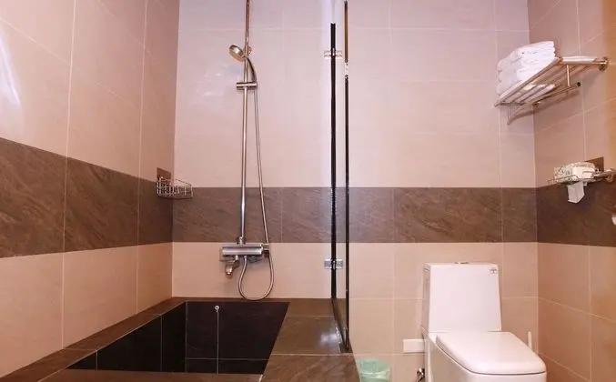 Deluxe Dört Kişilik Oda