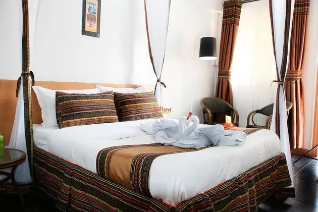 Comfort Tek Büyük Yataklı Oda