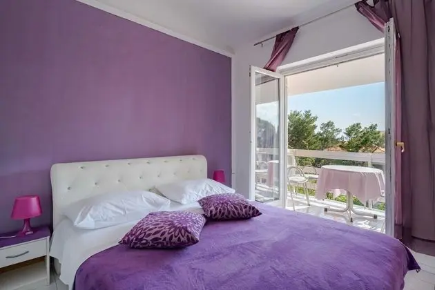Apart Daire (1 Bedroom Apt with Balcony - Lavander)