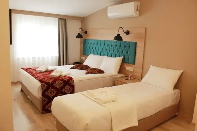Standard Üç Kişilik Oda