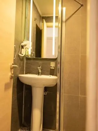 Standard Üç Kişilik Oda