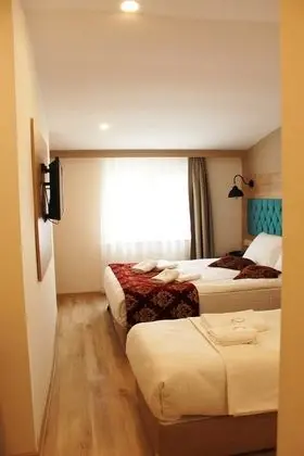 Standard Üç Kişilik Oda
