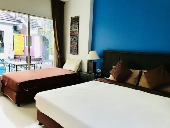 Standard Triple Beds