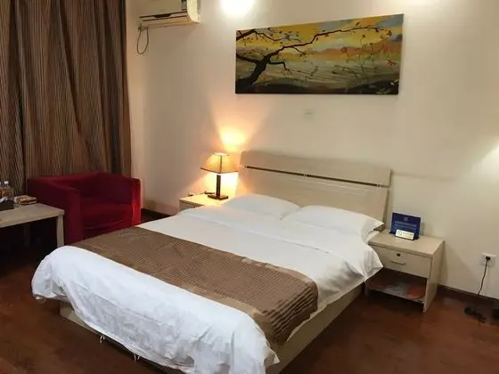 Business Tek Büyük Yataklı Oda