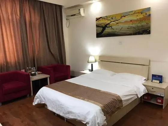Business Tek Büyük Yataklı Oda
