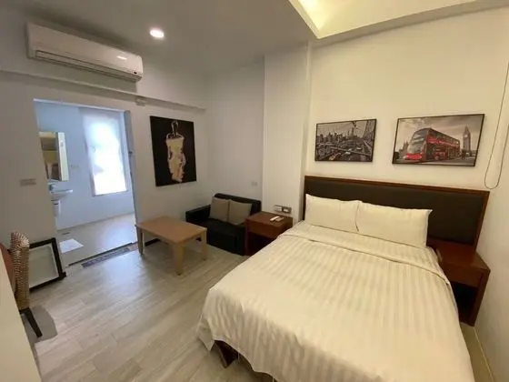 Basic Tek Büyük Yataklı Oda