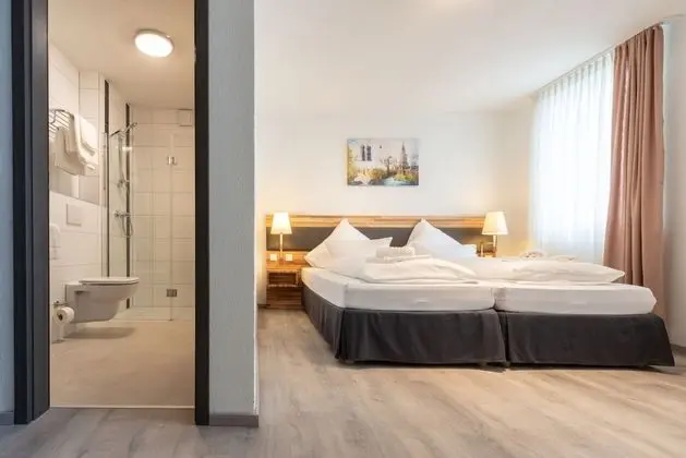 Deluxe Tek Büyük Yataklı Oda, 1 Yatak Odası, Engellilere Uygun, Sigara İçilmez