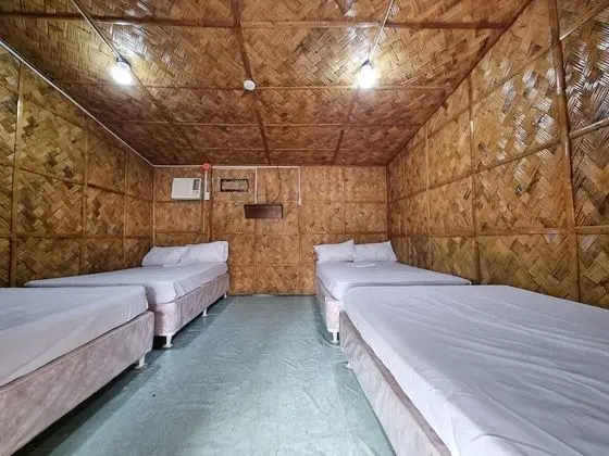 Ev (Bamboo House)