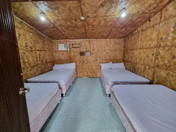 Ev (Bamboo House)