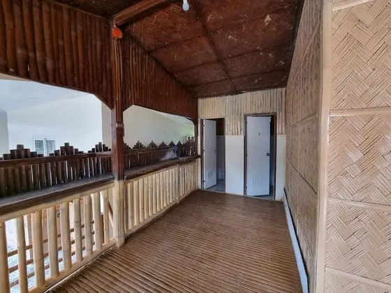Ev (Bamboo House)