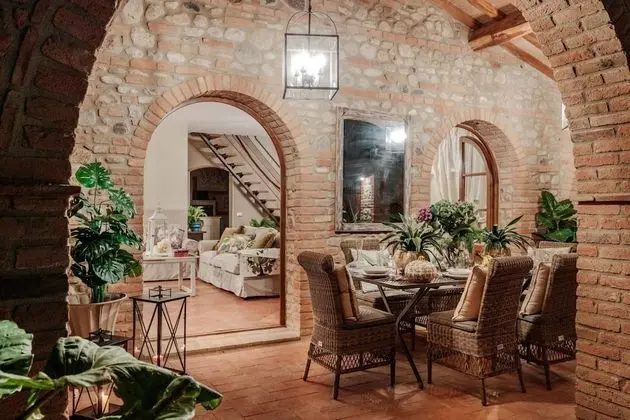 Villa, Sigara İçilebilir