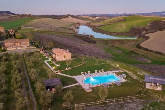 Villa, Sigara İçilebilir