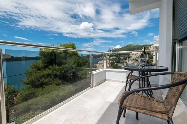 Stüdyo, Deniz Manzaralı