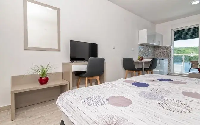Stüdyo, Deniz Manzaralı