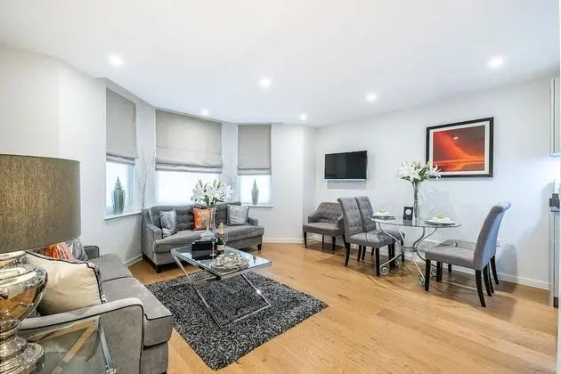 Apart Daire, 2 Yatak Odası, 2 Banyolu