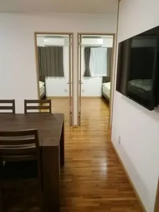 Ev (Private Vacation)