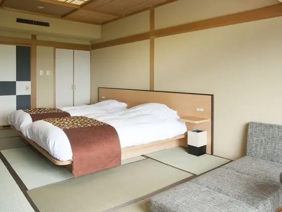 İki Ayrı Yataklı Oda, Sigara İçilmez, Göl Manzaralı