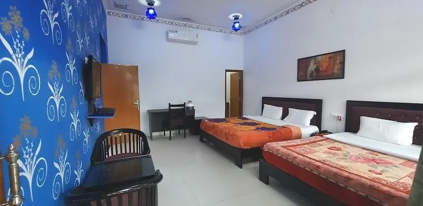 Family Oda, Birden Çok Yatak, Göl Manzaralı