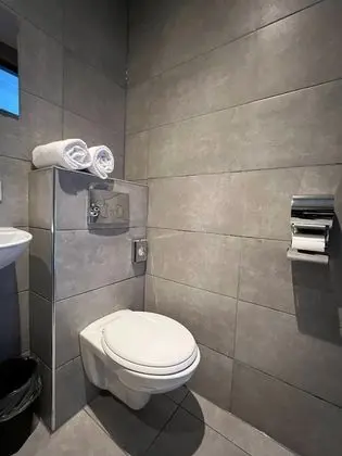 Comfort Tek Büyük veya İki Ayrı Yataklı Oda