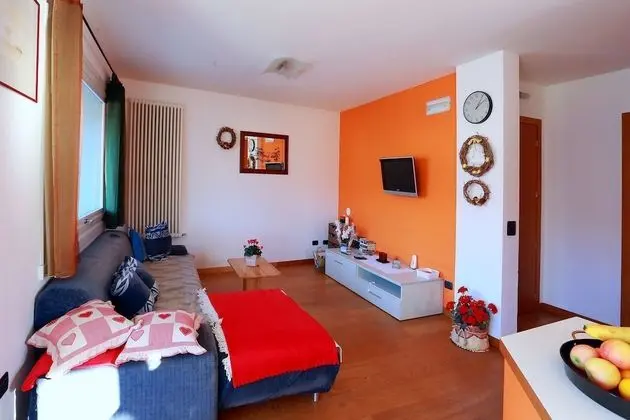 Apart Daire, 5 Yatak Odası, 2 Banyolu, Göl Manzaralı