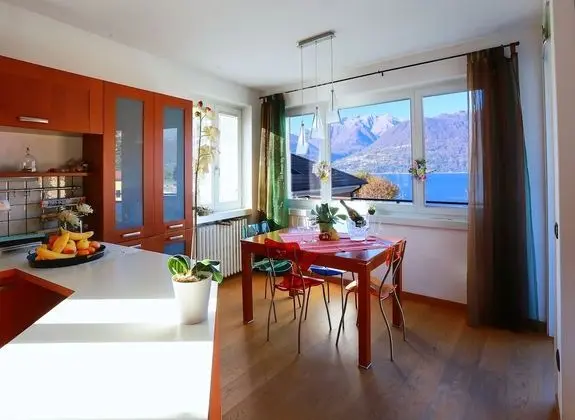 Apart Daire, 5 Yatak Odası, 2 Banyolu, Göl Manzaralı