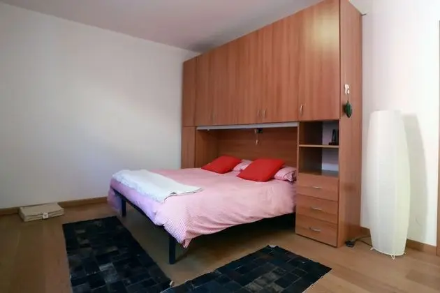 Apart Daire, 5 Yatak Odası, 2 Banyolu, Göl Manzaralı