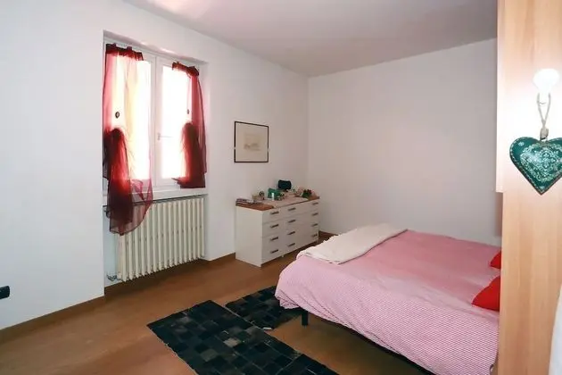 Apart Daire, 5 Yatak Odası, 2 Banyolu, Göl Manzaralı