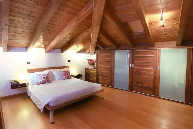 Apart Daire, 5 Yatak Odası, 2 Banyolu, Göl Manzaralı