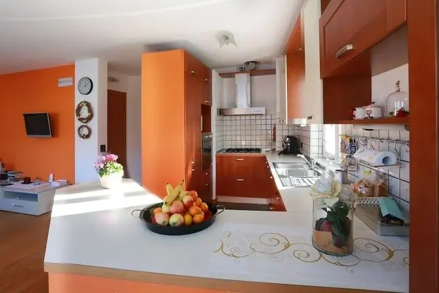 Apart Daire, 5 Yatak Odası, 2 Banyolu, Göl Manzaralı