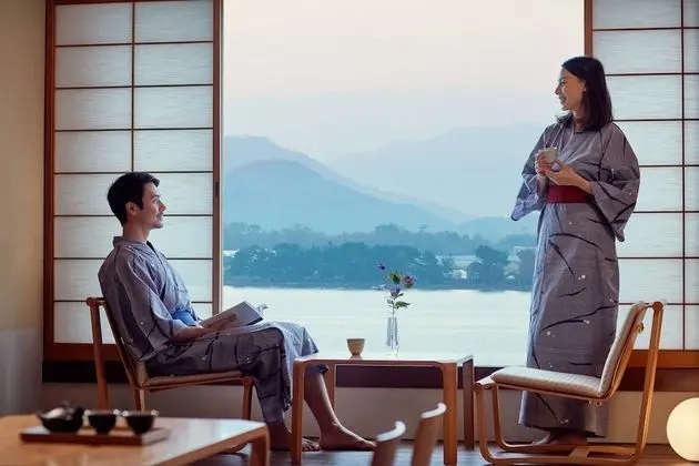 Oda, Birden Çok Yatak, Sigara İçilmez, Göl Manzaralı (Japanese Tatami)