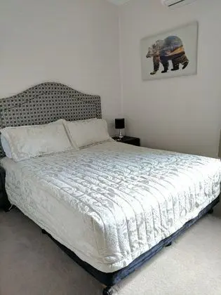 Tek Büyük Yataklı Oda, 1 Büyük (Queen) Boy Yatak