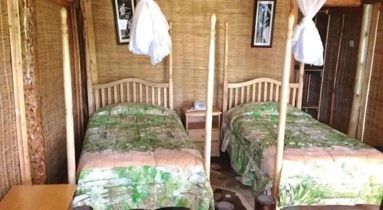 Kır Evi, 2 Tek Kişilik Yatak, Göl Manzaralı