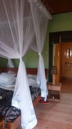 Deluxe Tek Büyük veya İki Ayrı Yataklı Oda, Göl Manzaralı