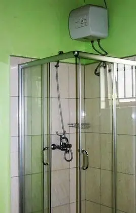 Deluxe Tek Büyük veya İki Ayrı Yataklı Oda, Göl Manzaralı