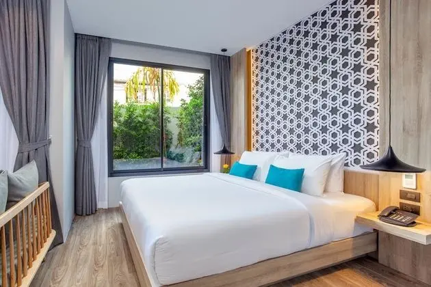 Deluxe Tek Büyük Yataklı Oda, Bahçe Manzaralı