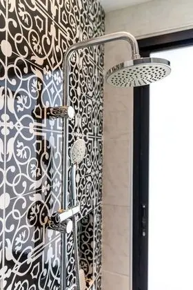 Deluxe Tek Büyük Yataklı Oda, Bahçe Manzaralı