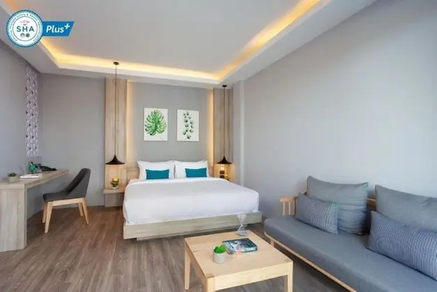 Deluxe Tek Büyük Yataklı Oda, Göl Manzaralı