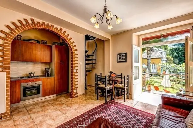 Romantic Villa, Göl Manzaralı