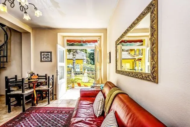 Romantic Villa, Göl Manzaralı