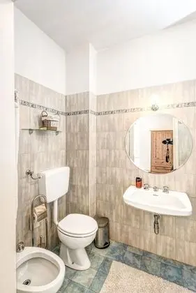 Romantic Villa, Göl Manzaralı