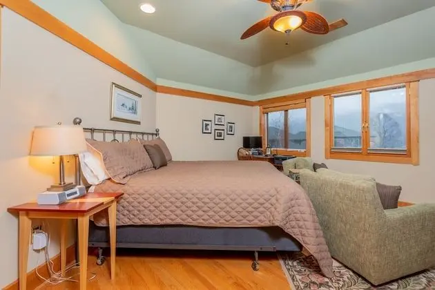 Ev, Birden Çok Yatak, Şömine