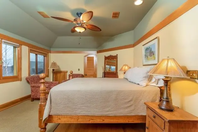 Ev, Birden Çok Yatak, Şömine