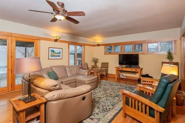 Ev, Birden Çok Yatak, Şömine