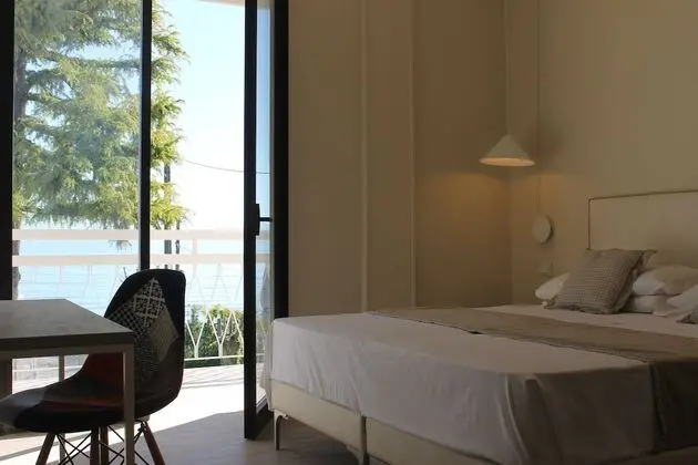 Tek Büyük veya İki Ayrı Yataklı Oda, Balkon