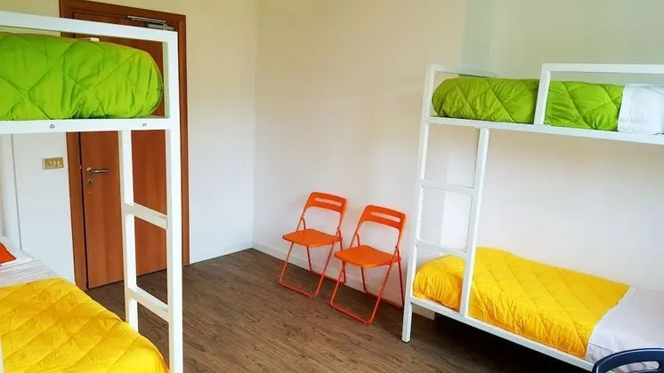 Ortak Ranzalı Oda, Karma Ranzalı Oda (1 Bed in a  4 Bed Mixed Dormitory)